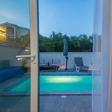 Apartment Spanic 1 Vir