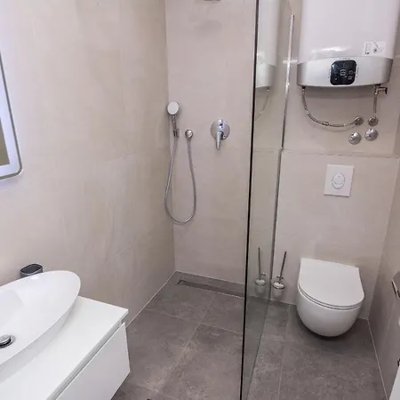 Spanic 1 Apartmán Vir