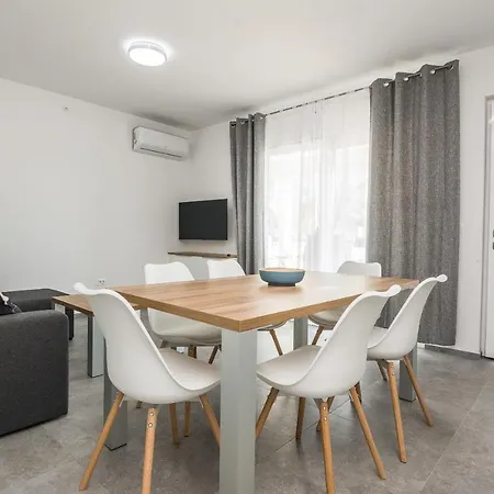 Spanic 1 Apartmán