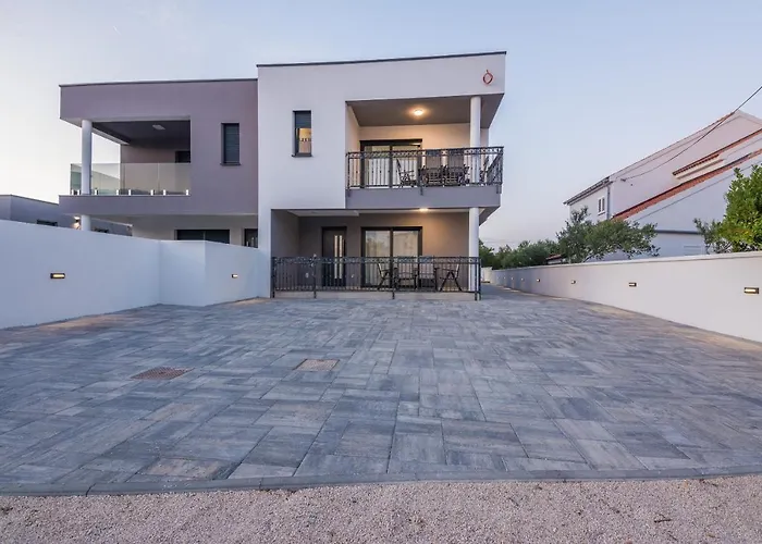 Appartamento Spanic 1 Vir