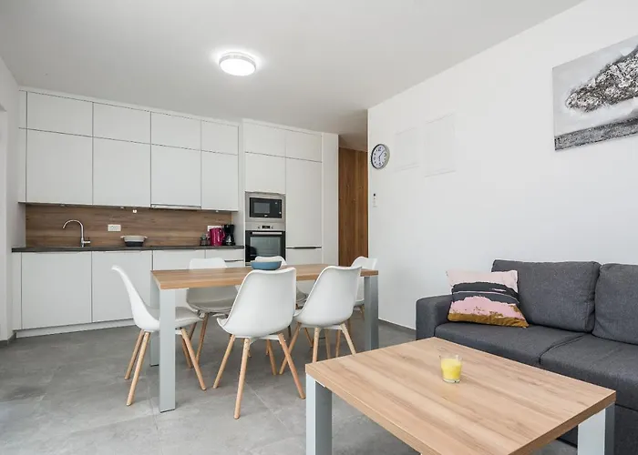 Διαμέρισμα Spanic 1