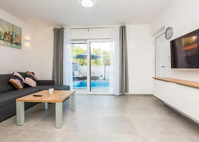 Spanic 1 Διαμέρισμα Vir