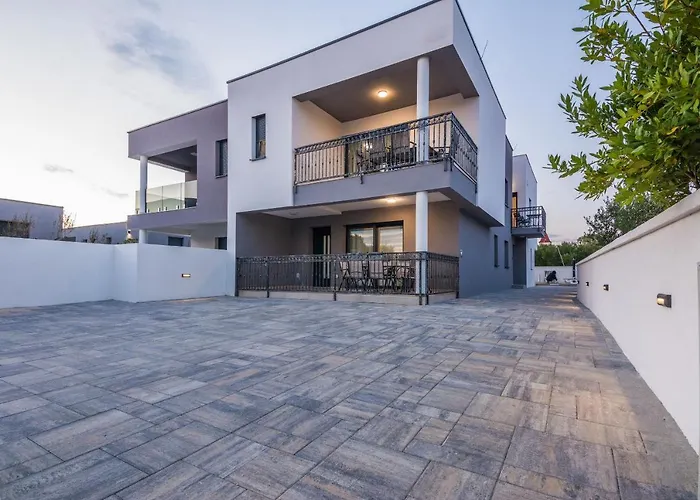 Spanic 1 Appartamento Vir