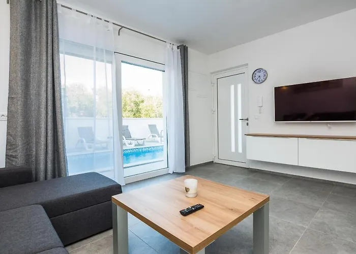 Spanic 1 Διαμέρισμα